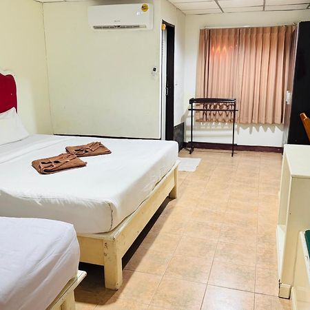 Golden Bee Phiphi Hotel Екстериор снимка