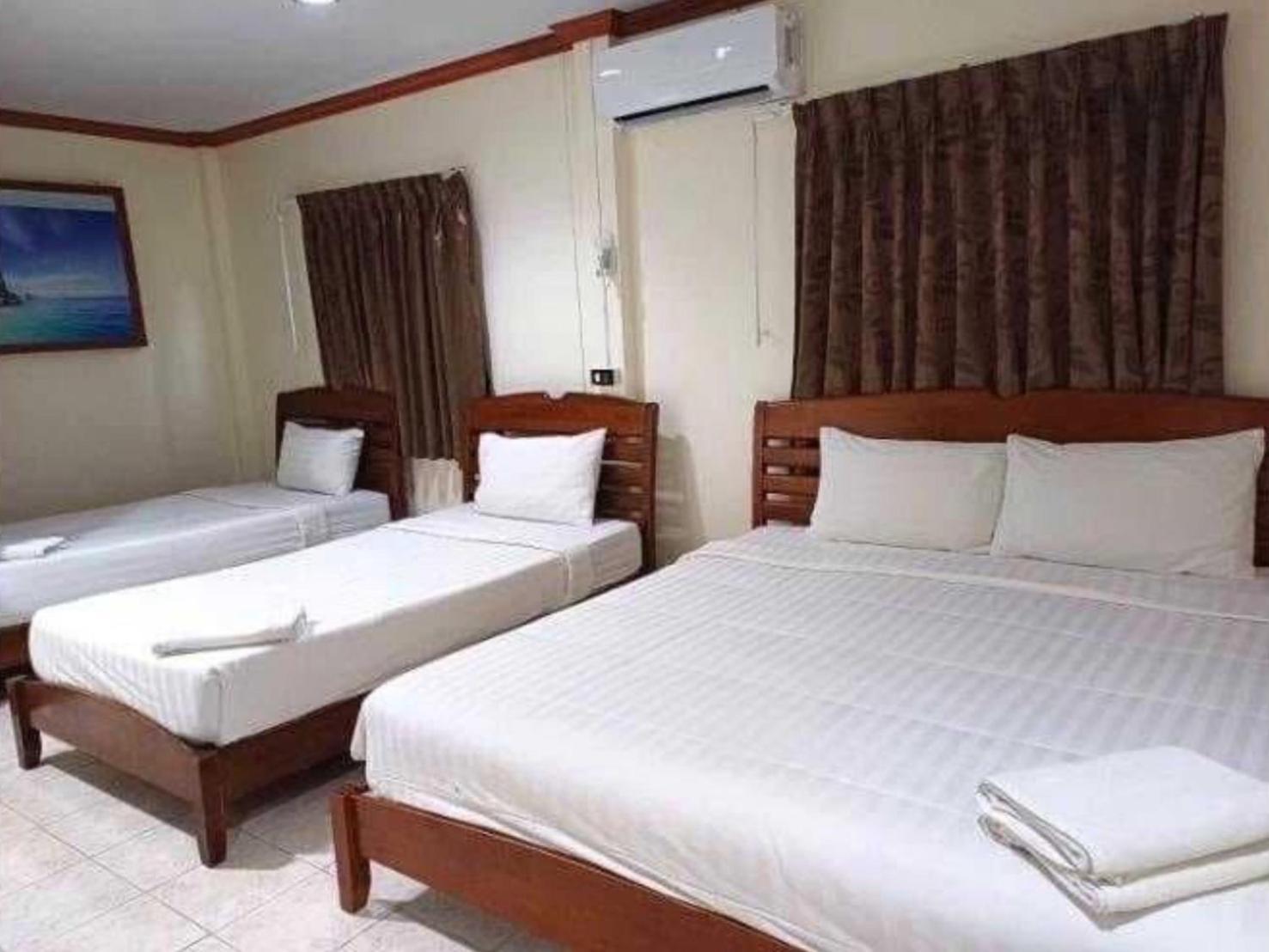 Golden Bee Phiphi Hotel Екстериор снимка